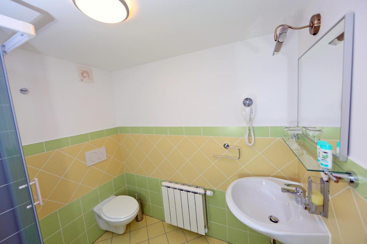 프루이 Sobe Grabar B&B 외부 사진