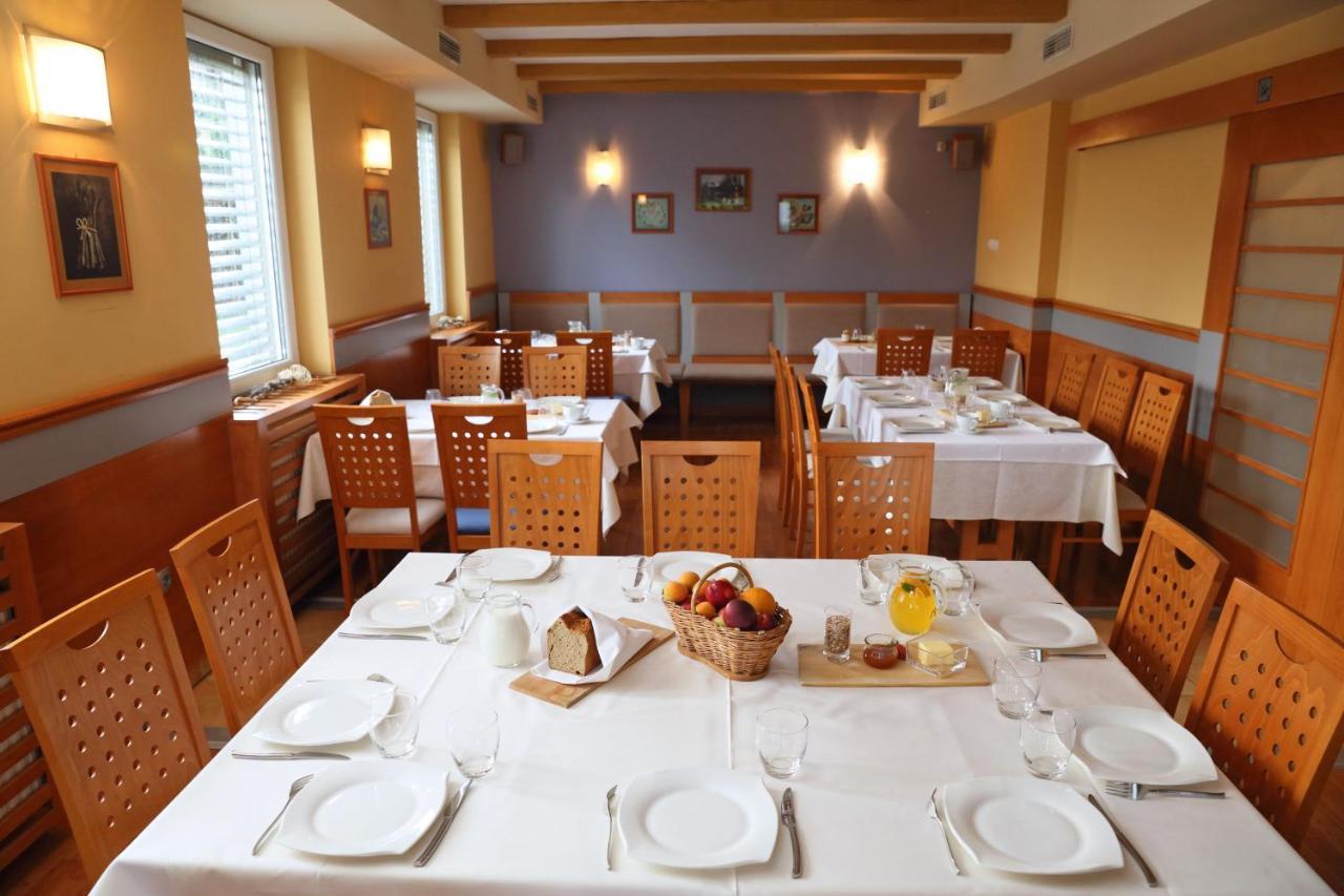 프루이 Sobe Grabar B&B 외부 사진