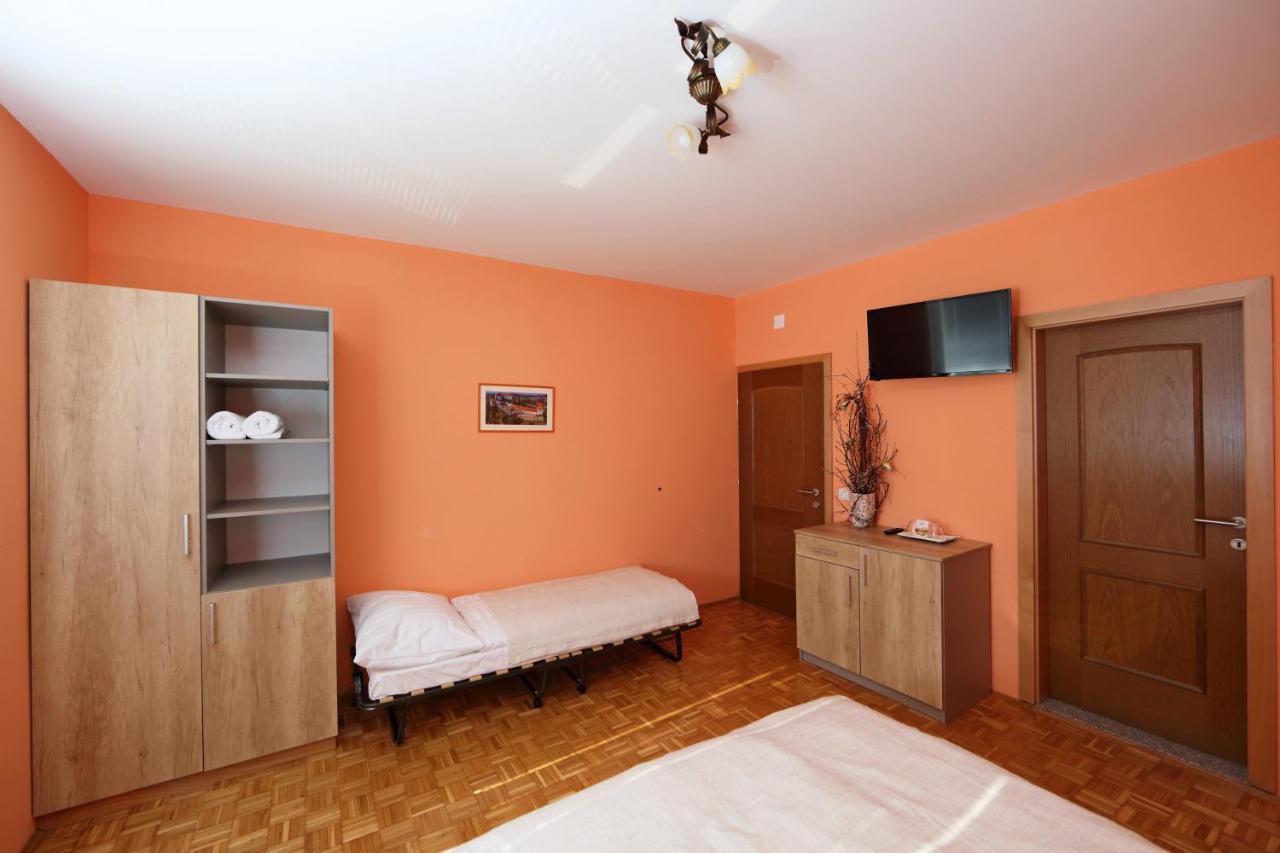 프루이 Sobe Grabar B&B 외부 사진